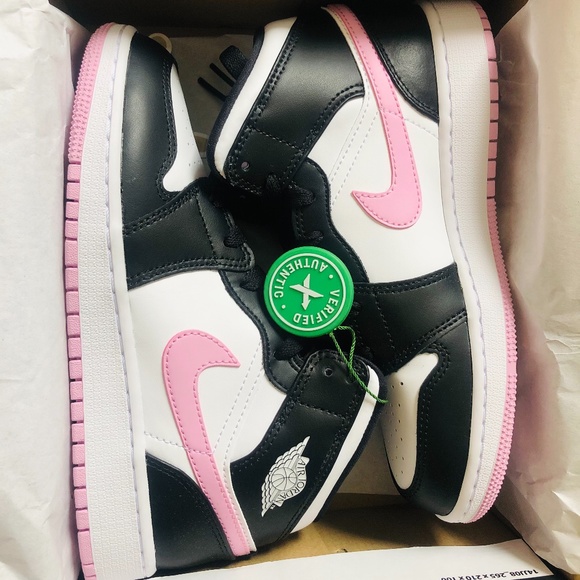 Jordan 1 Mid Arctic Pink GS  * Size 4.5 Y - Picture 1 of 4